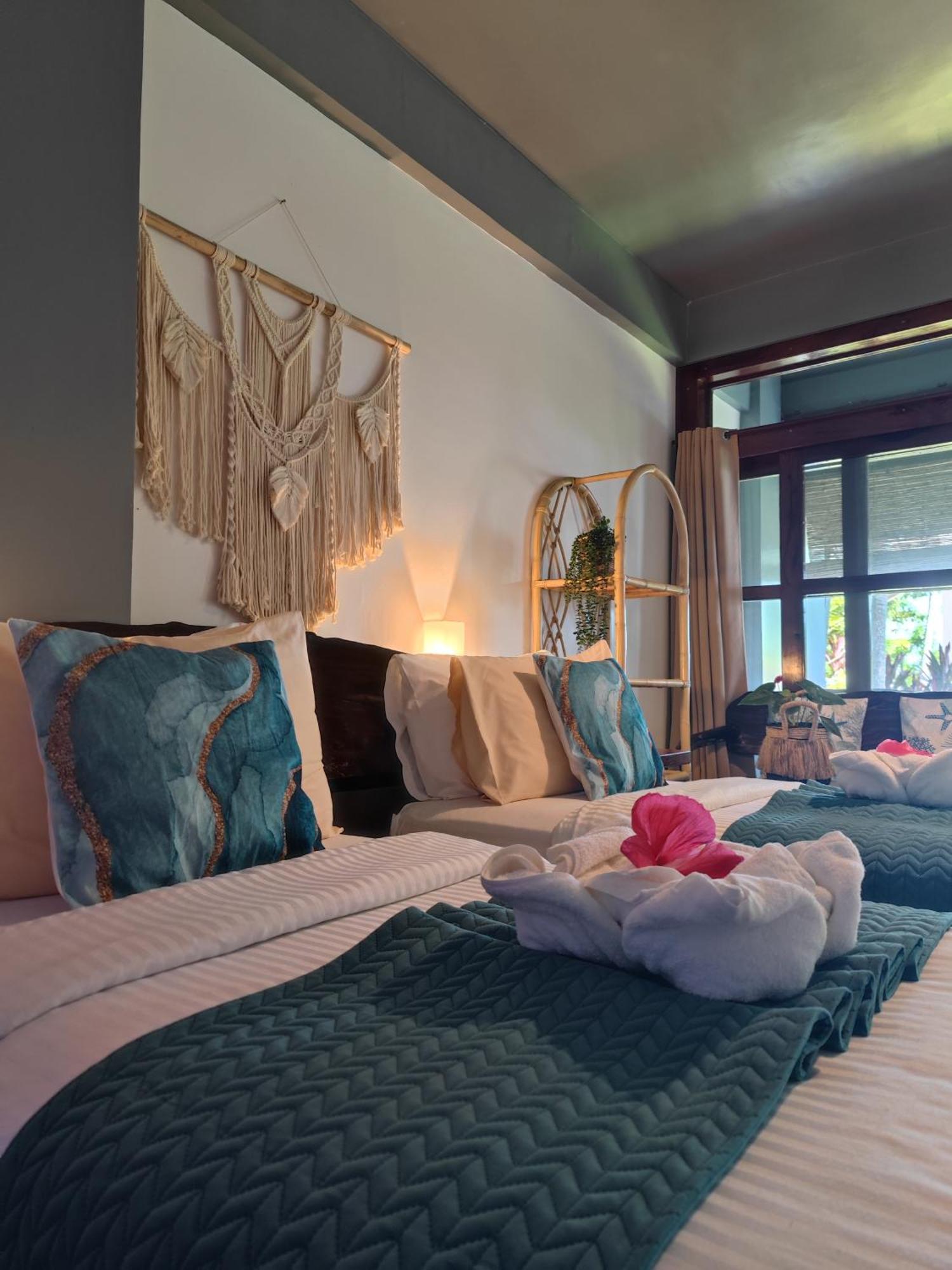 Daluyong Beach Resort General Luna  Eksteriør bilde