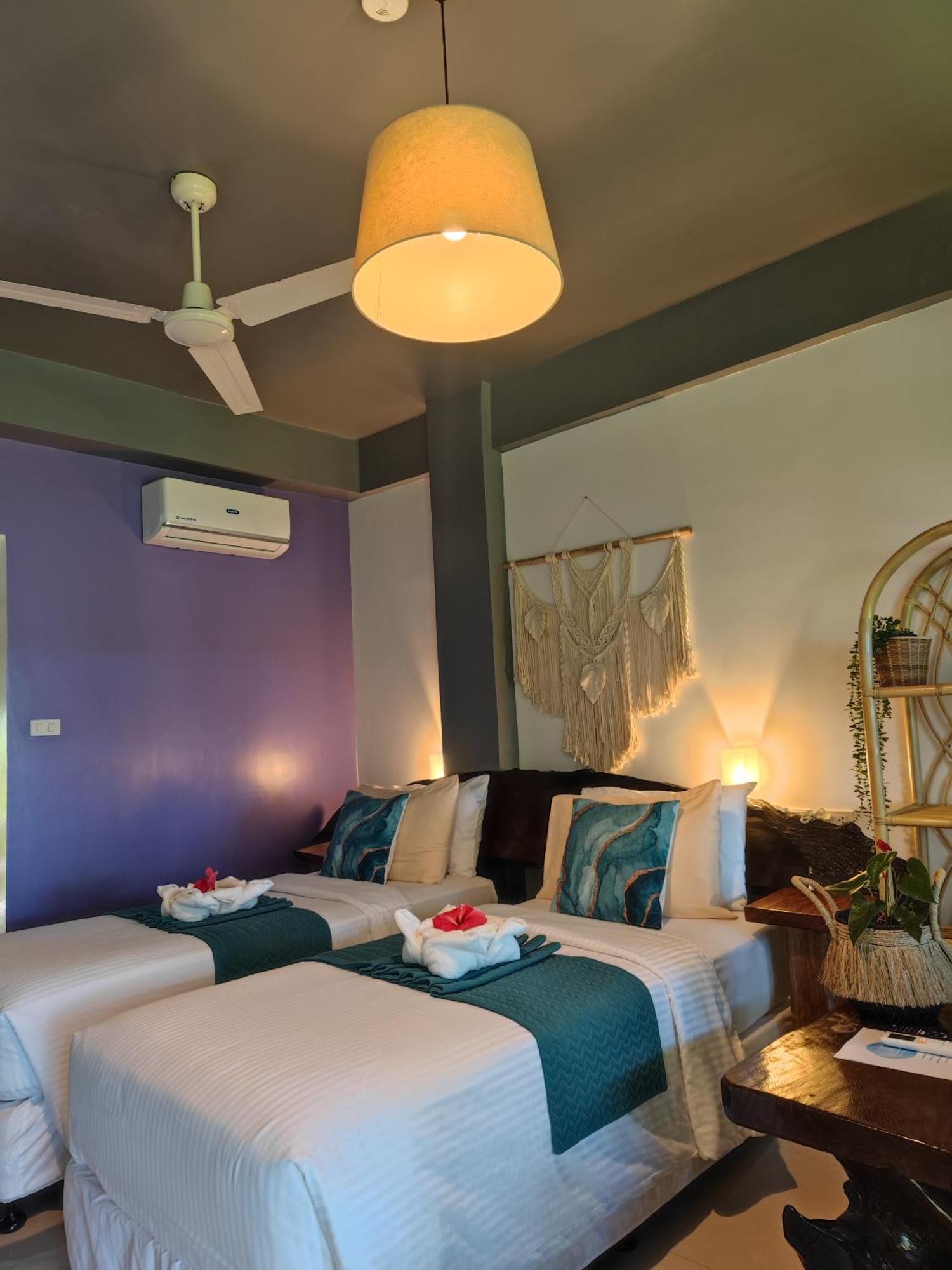 Daluyong Beach Resort General Luna  Eksteriør bilde